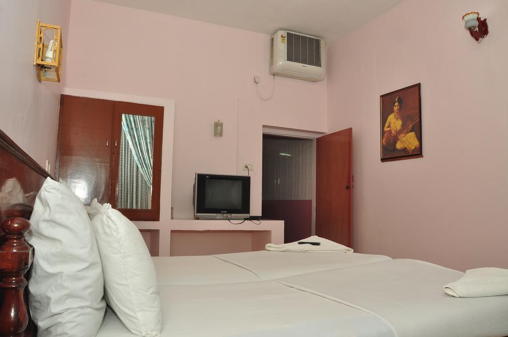 Pappukutty Beach Resort 可瓦兰 外观 照片
